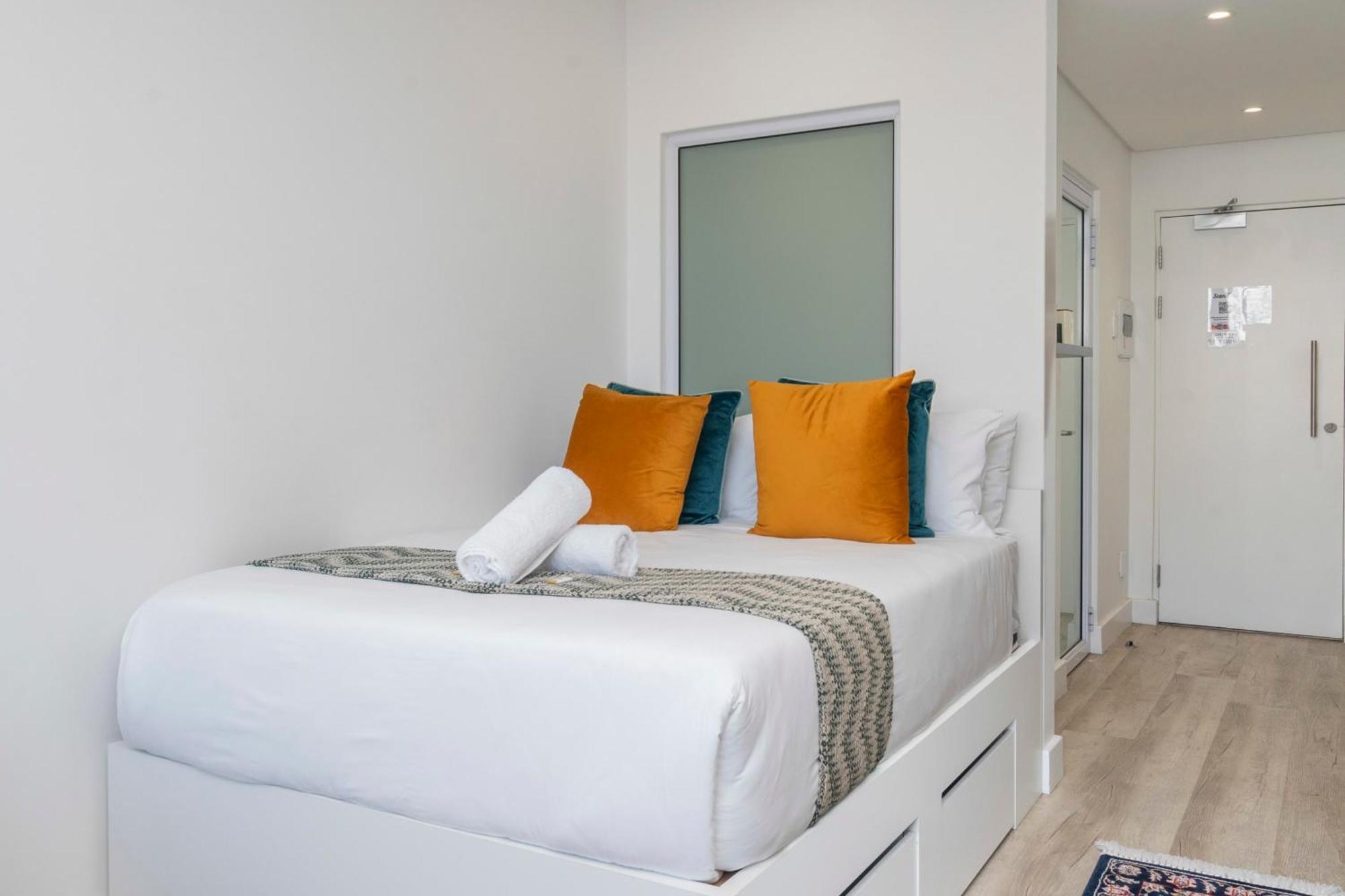 Apartment Chic Urban At 1 On