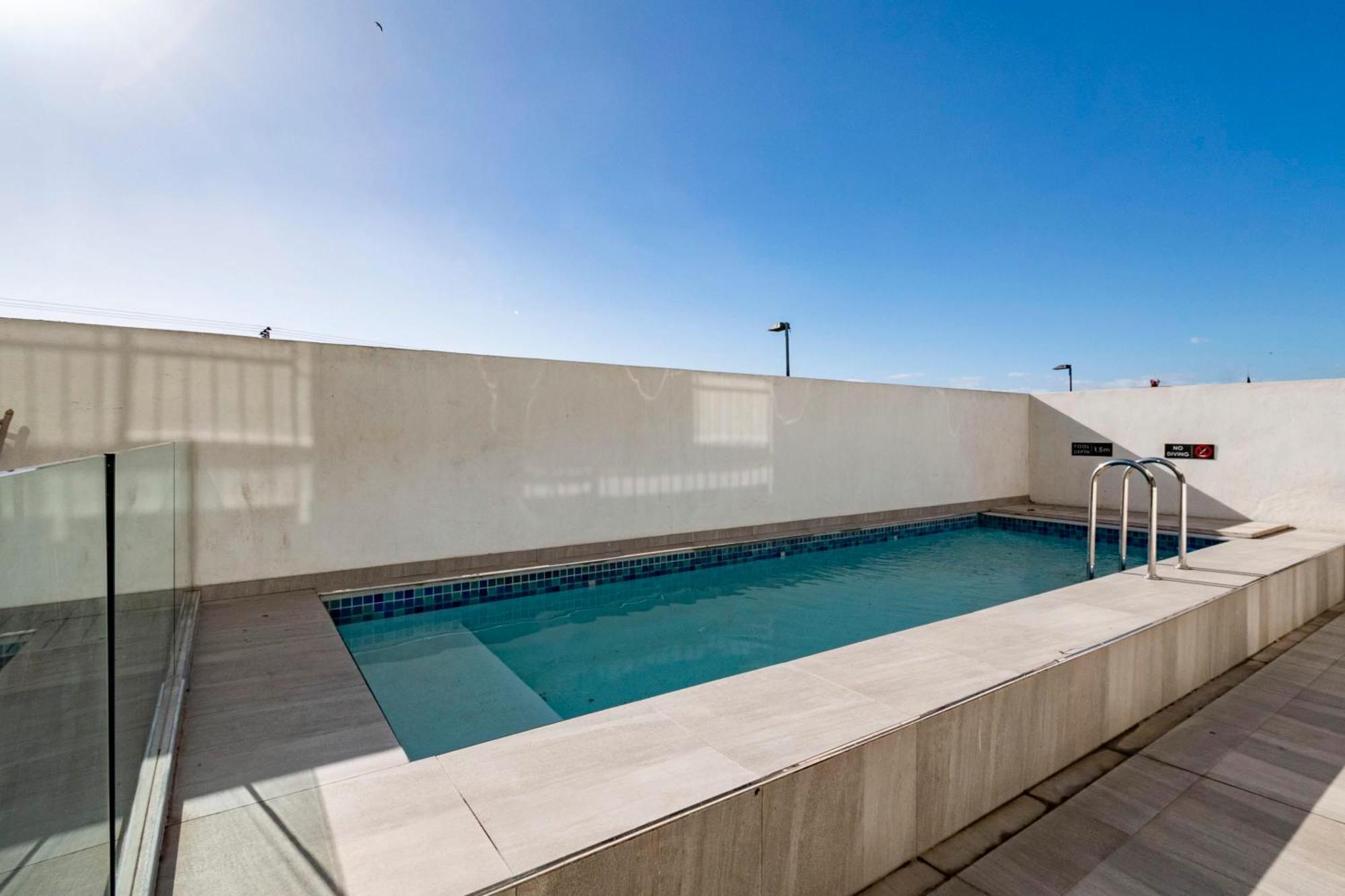 Chic Urban At 1 On Apartment Cape Town